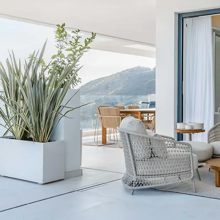 Palo Alto 1 Luxury Modern Views Terrace